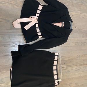 Drama Suit Blk/pink belt lace shirt.Grosgrain belt  Acetate Skirt/blazer Size 8